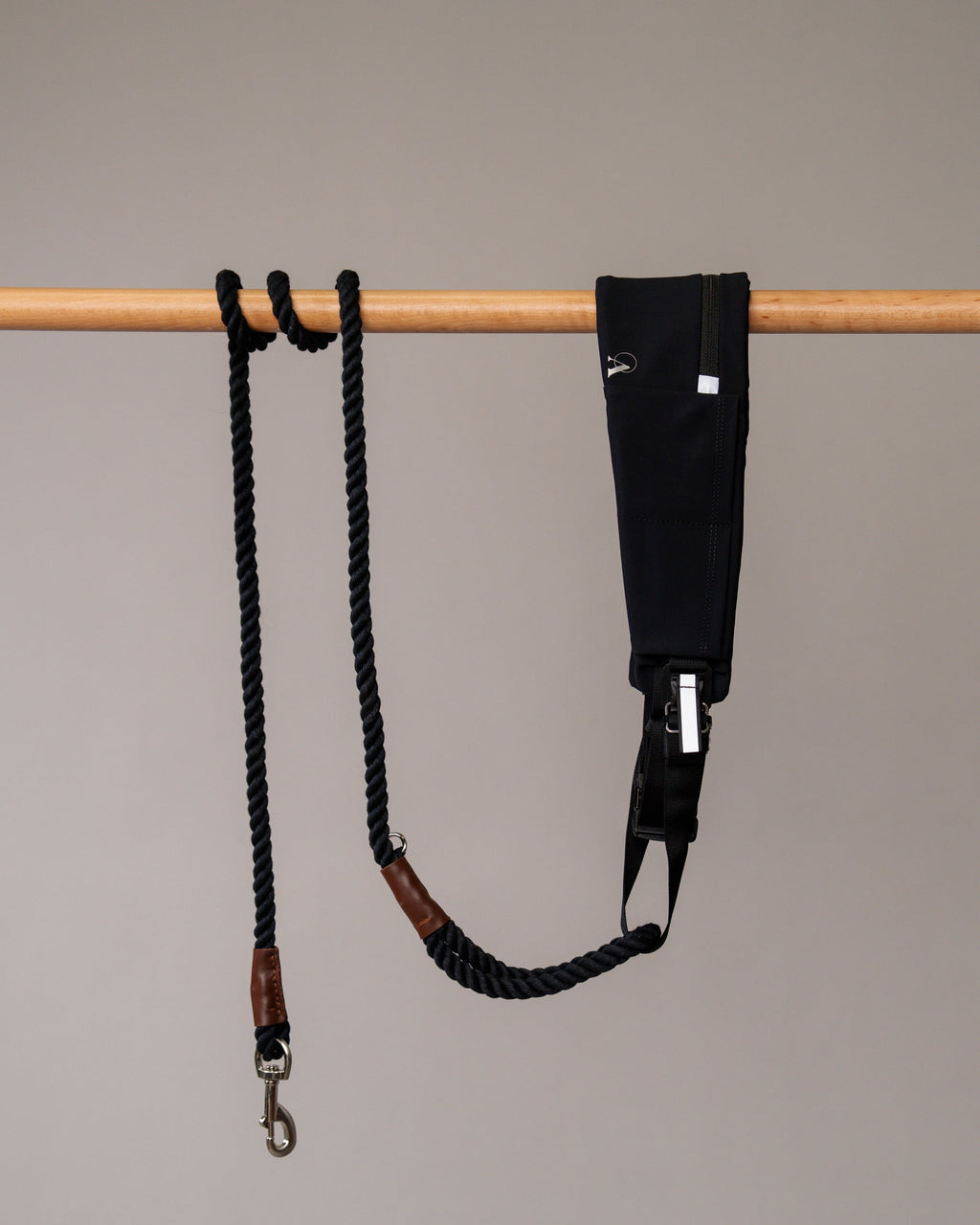 The Attachd Hands-Free Dog Belt
